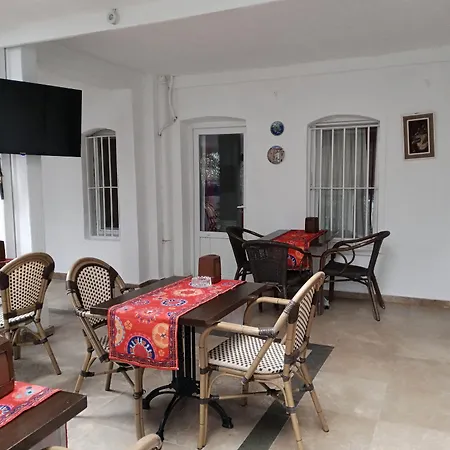 Ada Antik Hotel