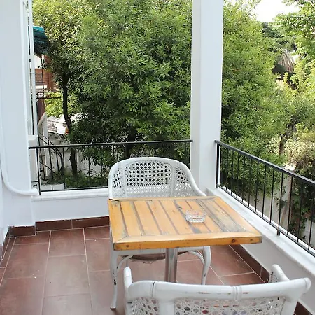 Hotel Ada Antik