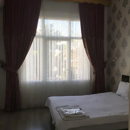Ada Antik Hotel