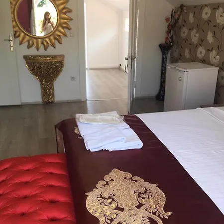 Ada Antik Szálloda Adalar